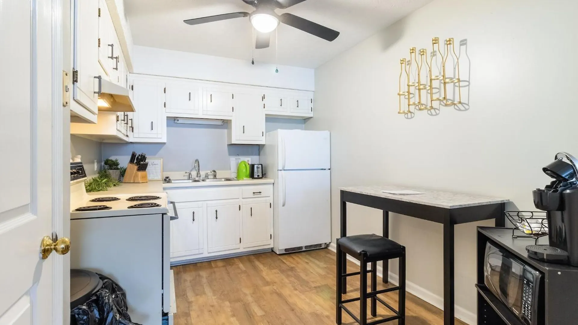 Charming 2 Bedroom Condo In Nashville With Free Parking 0*,  美国